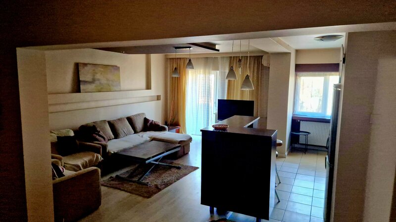 Teatru Masca apartament 3 camere, loc parcare