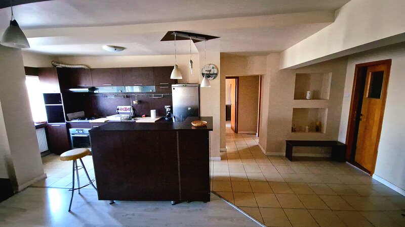 Teatru Masca apartament 3 camere, loc parcare